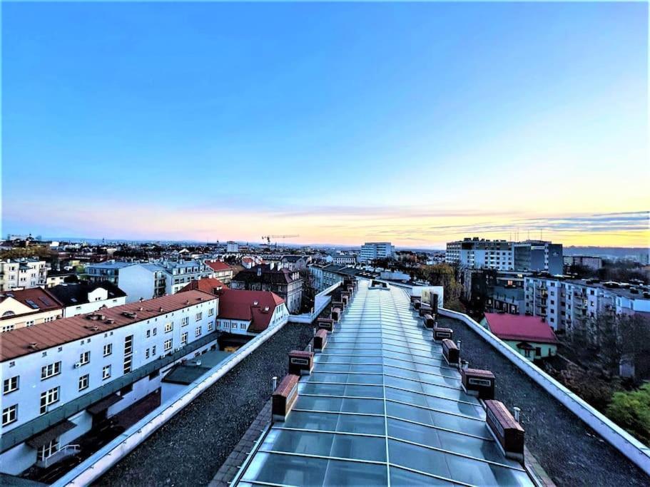 Exclusive Penthouse Near Citycenter 120M2 +Netflix Cracovie Extérieur photo