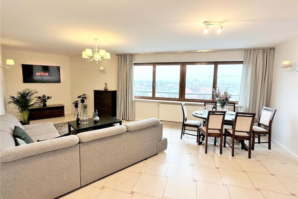 Exclusive Penthouse Near Citycenter 120M2 +Netflix Cracovie Extérieur photo