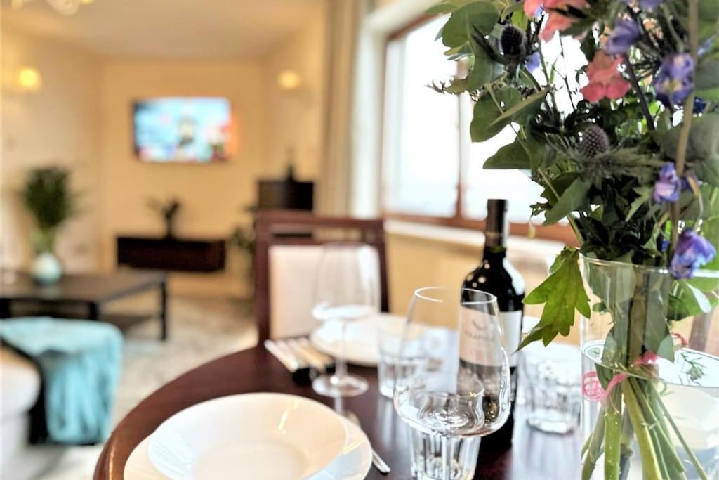Exclusive Penthouse Near Citycenter 120M2 +Netflix Cracovie Extérieur photo