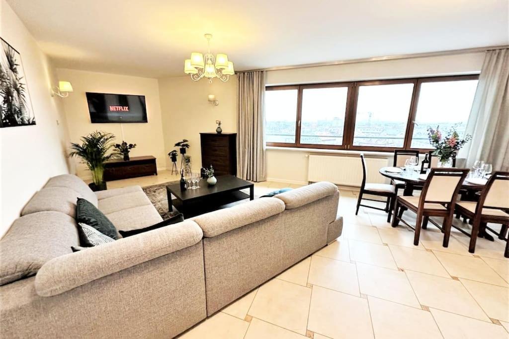 Exclusive Penthouse Near Citycenter 120M2 +Netflix Cracovie Extérieur photo