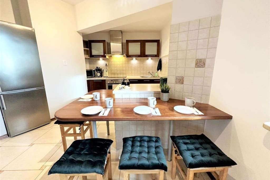 Exclusive Penthouse Near Citycenter 120M2 +Netflix Cracovie Extérieur photo