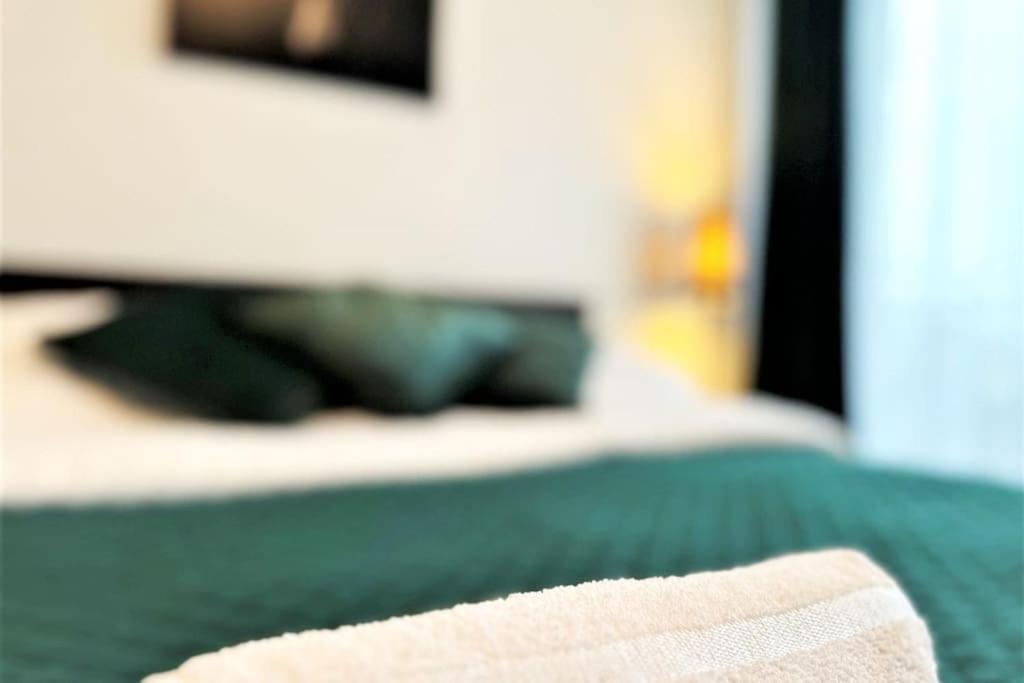 Exclusive Penthouse Near Citycenter 120M2 +Netflix Cracovie Extérieur photo