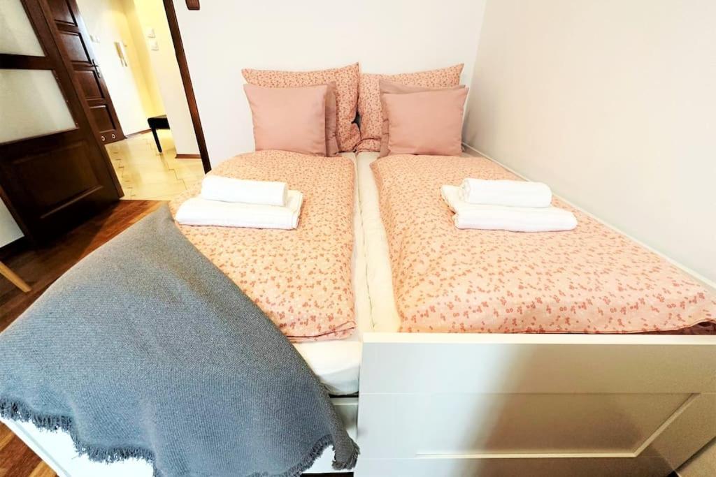 Exclusive Penthouse Near Citycenter 120M2 +Netflix Cracovie Extérieur photo